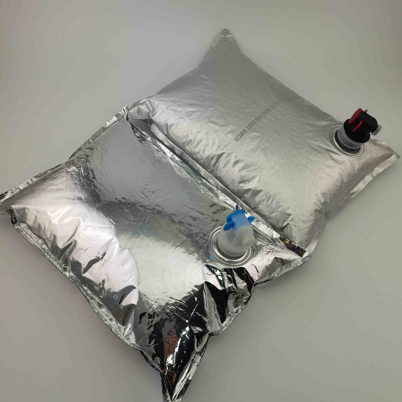 定制红酒白酒果汁镀铝盒中袋 10L饮用水袋装水蝴蝶阀BIB包装袋