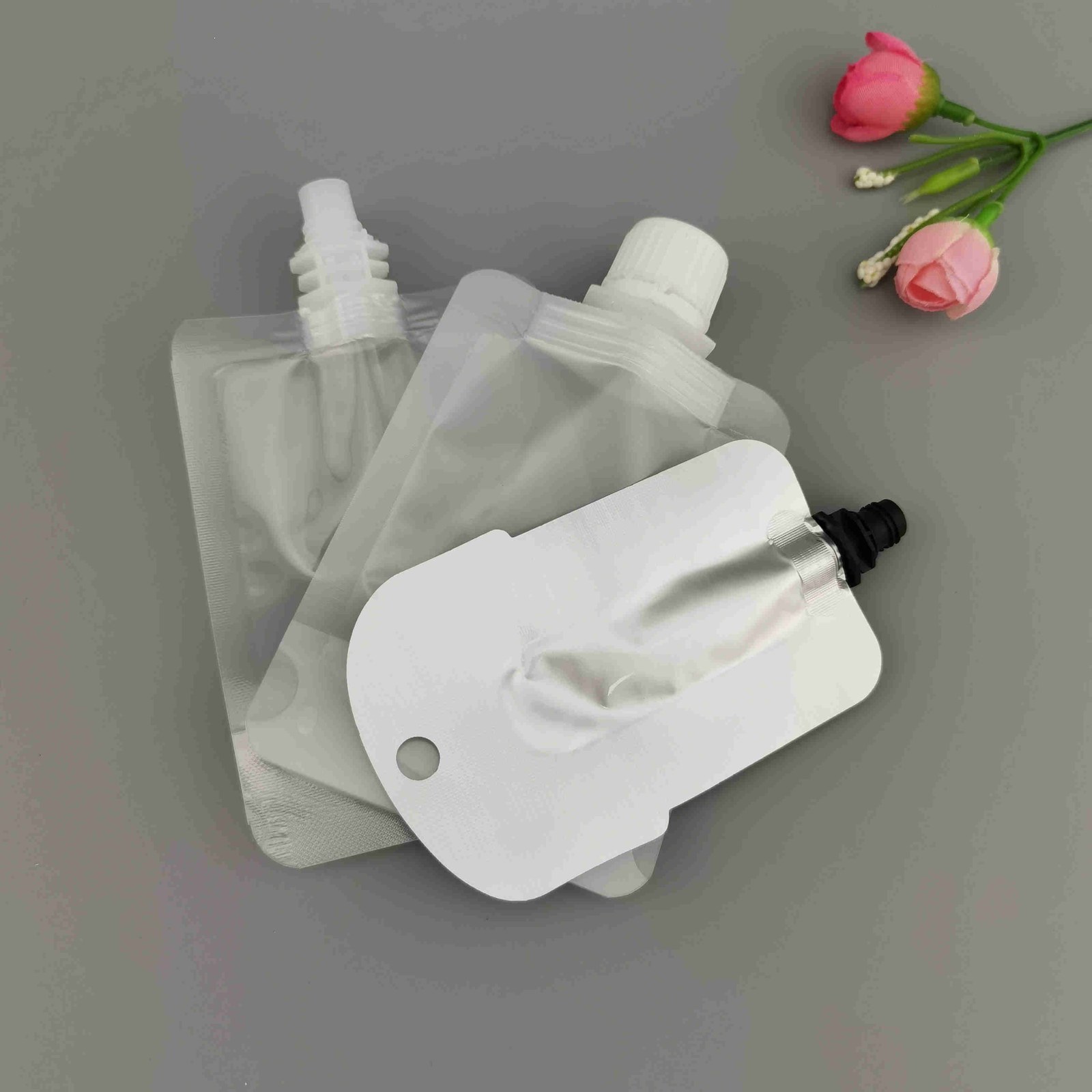 定制铝箔化妆品乳液吸嘴袋唇彩刷吸嘴袋面膜小吸嘴袋乳液吸嘴袋